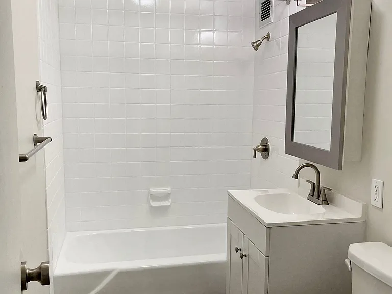 City View Apartments — Photo 4