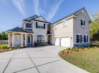 27525 Elkwood Cir, Wesley Chapel, FL 33544