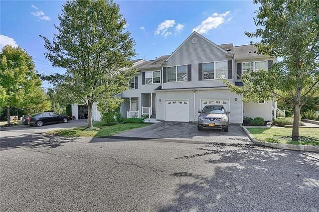 1st image of 3012 Patrick Henry Ct