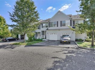 3012 Patrick Henry Ct, New Windsor, NY