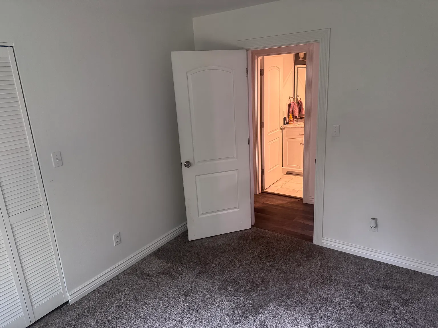 3 bed, 1184 sqft, $1,100 — Photo 4