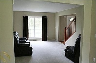 2nd image of 1105 Woodbriar Dr
