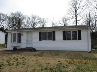 9808 Huegel Dr, Saint Louis, MO 63123