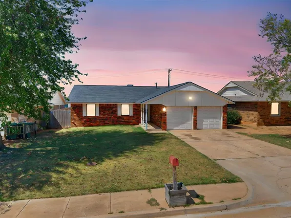 601 Crown Dr, Yukon, OK 73099