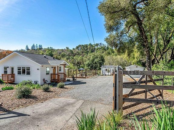 2nd image of 5050 - 5052 Odonnell Lane