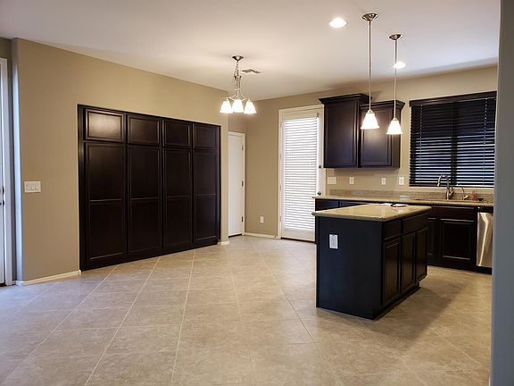 Lot of Pantry space