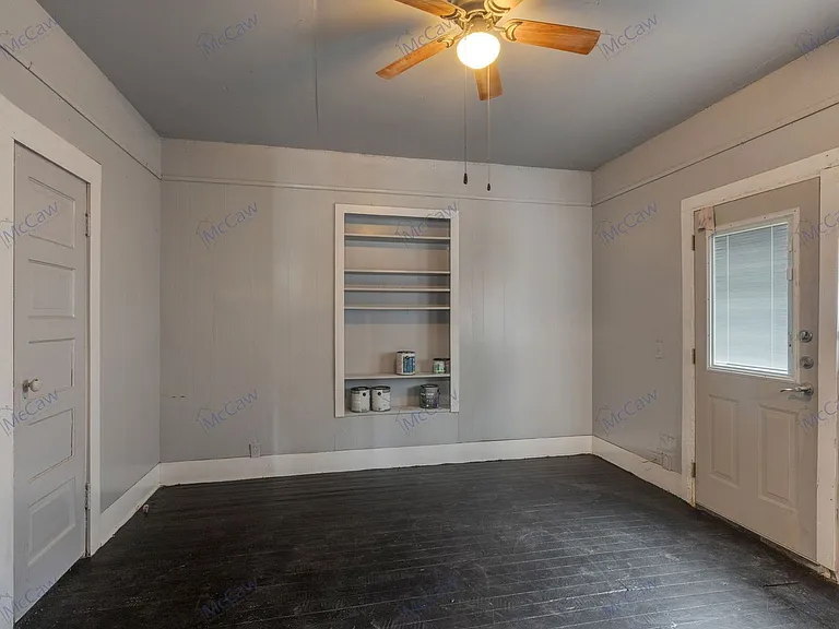 1209 Gladiolus St — Photo 17