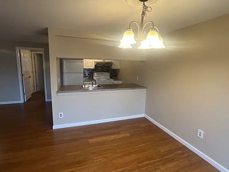 45 Denrose Dr #4 — Photo 5