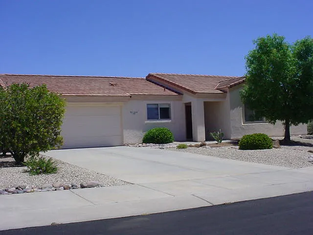 1492 W Belfry Ct — Photo 3