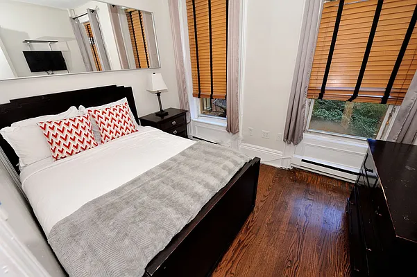 Rented by Eisenberg Exclusives | media 19