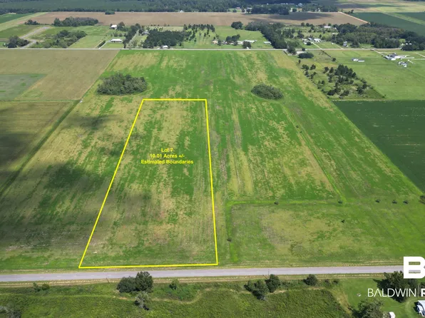 7 Comstock Rd, Elberta, AL 36530