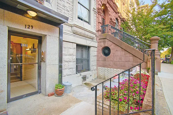 Rented by Living New York | media 9