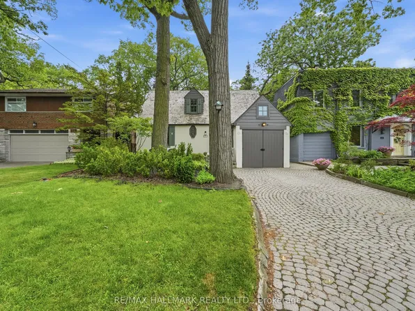 31 Glen Oak Dr, Toronto, ON M4E 1Y4