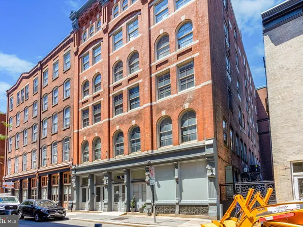 8-10 Letitia St Unit 303, Philadelphia, PA 19106
