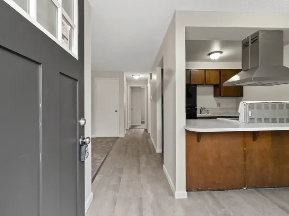 325 N 29th Ave APT A, Cornelius, OR 97113