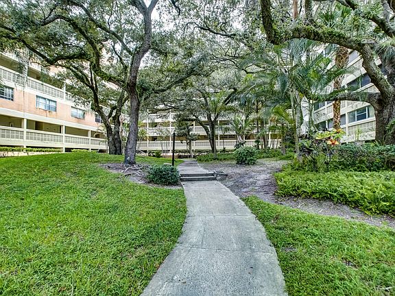 2nd image of 3301 Spanish Moss Terrace #607