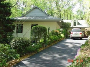 6478 Cherry Tree Ln, Sandy Springs, GA 30328