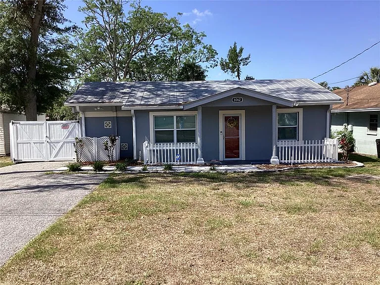6062 Oak Ridge Ave — Photo 1