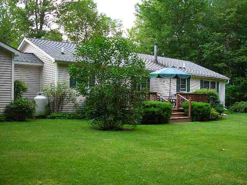 3rd image of 16 SHINGLE HOLLOW Road