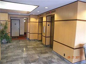 4th image of 1088 Delaware Ave