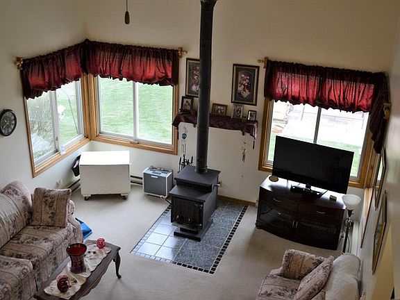 5th image of 4080 Pecan Ct