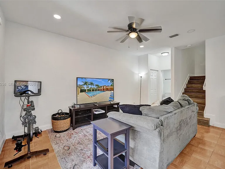 1315 N Santa Catalina Cir #1315 — Photo 14