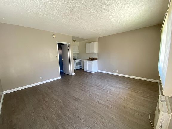 4th image of 225 Palmetto Dr #3