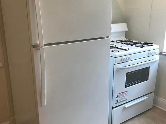 5th image of 3579 Zumstein Ave APT 3