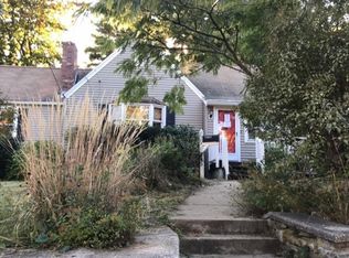 1382 Pleasant St, Worcester, MA 01602