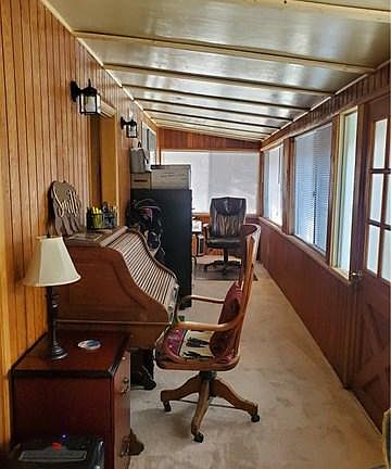 5th image of 2504 Catalina Dr
