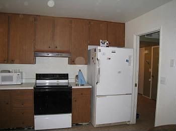 4th image of 2312 E Birchwood Ave