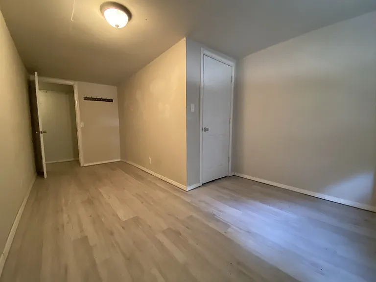 474 Elm Ave #4 — Photo 12