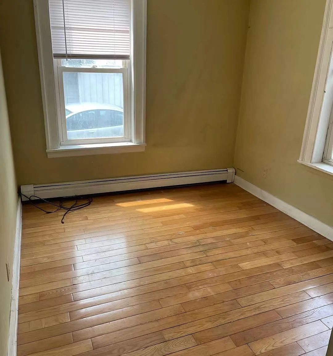 8 Maple St — Photo 4