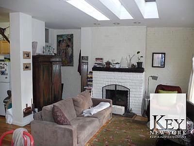 2nd image of 1 Milligan Pl APT 4