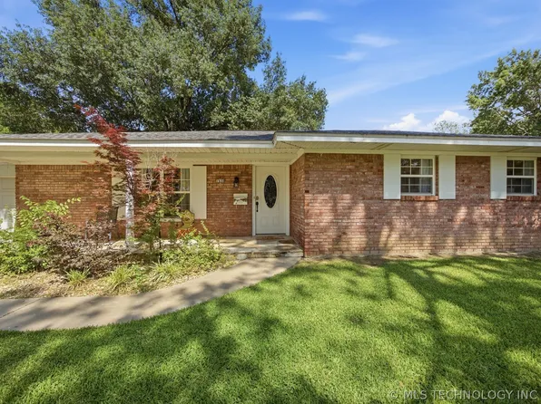 1530 Pineywood Dr, McAlester, OK 74501