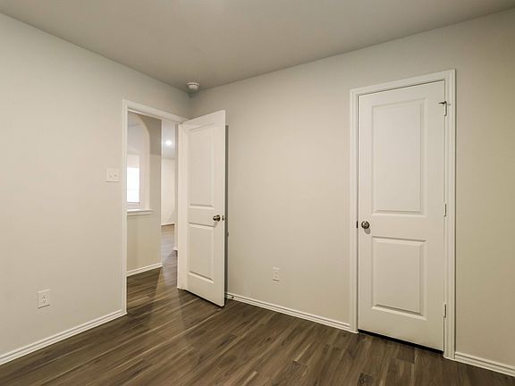 5th image of 2469 Copper Canyon Dr