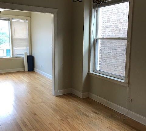 4th image of 4542 N Western Ave #2F