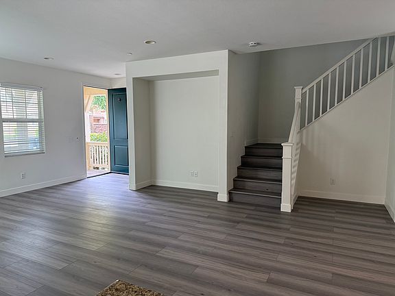 2nd image of 7903 Southpoint St