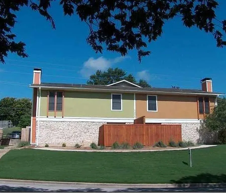 2 bed, 1375 sqft, $1,495 — Photo 1