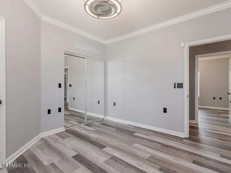 1770 Victoria Chase Ct — Photo 13