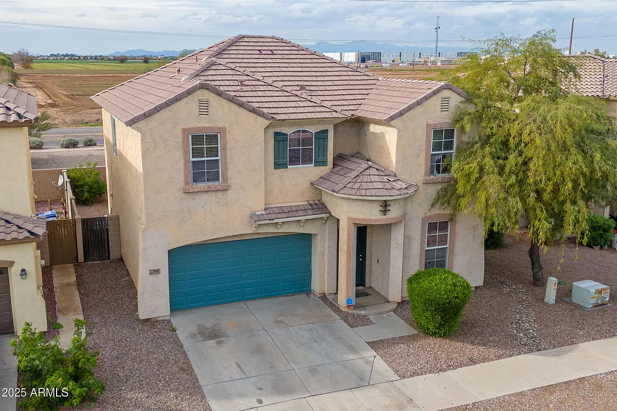 Building Photo - 2416 S 90th Gln
