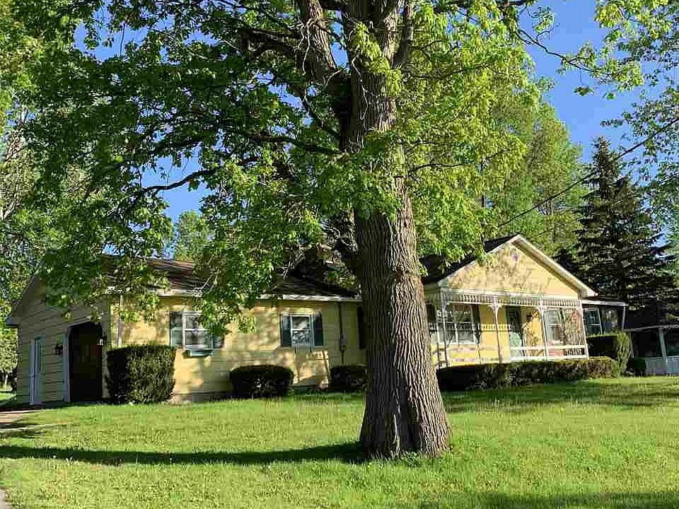 1st image of 24 Saint Lawrence Ave