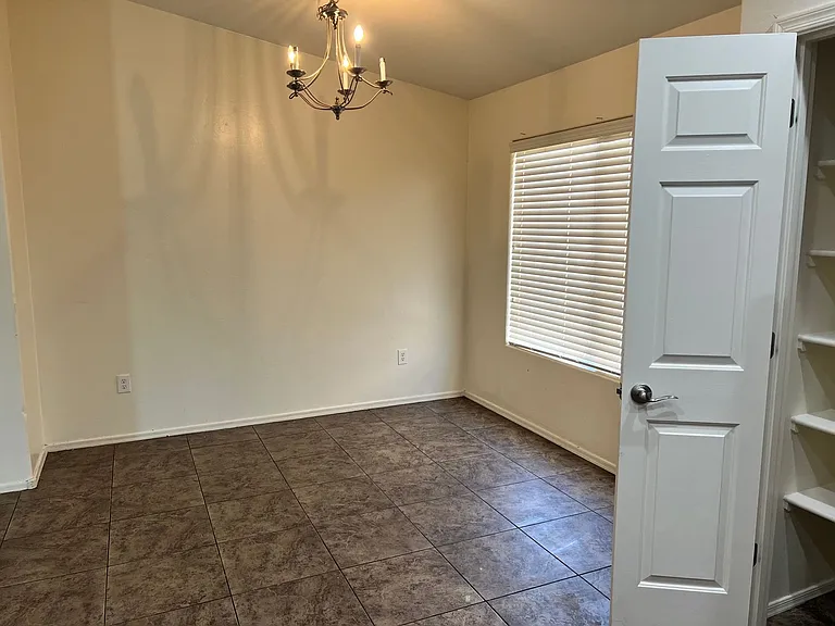 4137 E Shadow Branch Dr — Photo 30