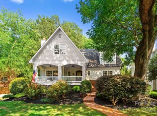 1633 Scotland Ave, Charlotte, NC 28207