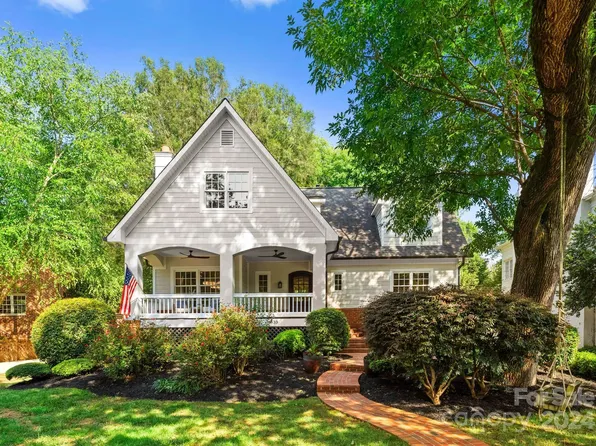 1633 Scotland Ave, Charlotte, NC 28207