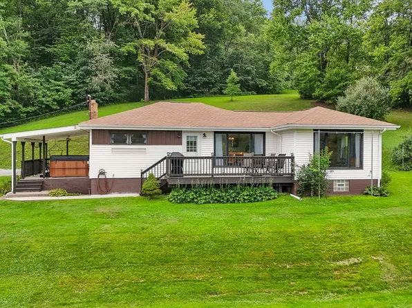 2881 State Route 30, Georgetown, PA 15043