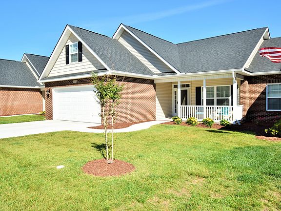 2nd image of 1541 Hidden Ln