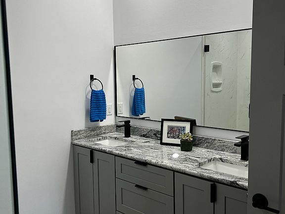 2nd image of 432 Ball Park Ave