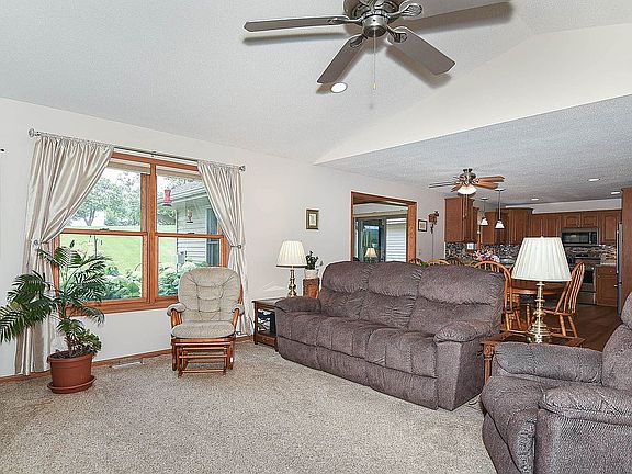 2nd image of 10134 Blue Spruce Dr