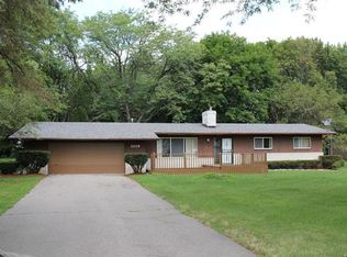 1019 Cora Dr, Flint, MI 48532